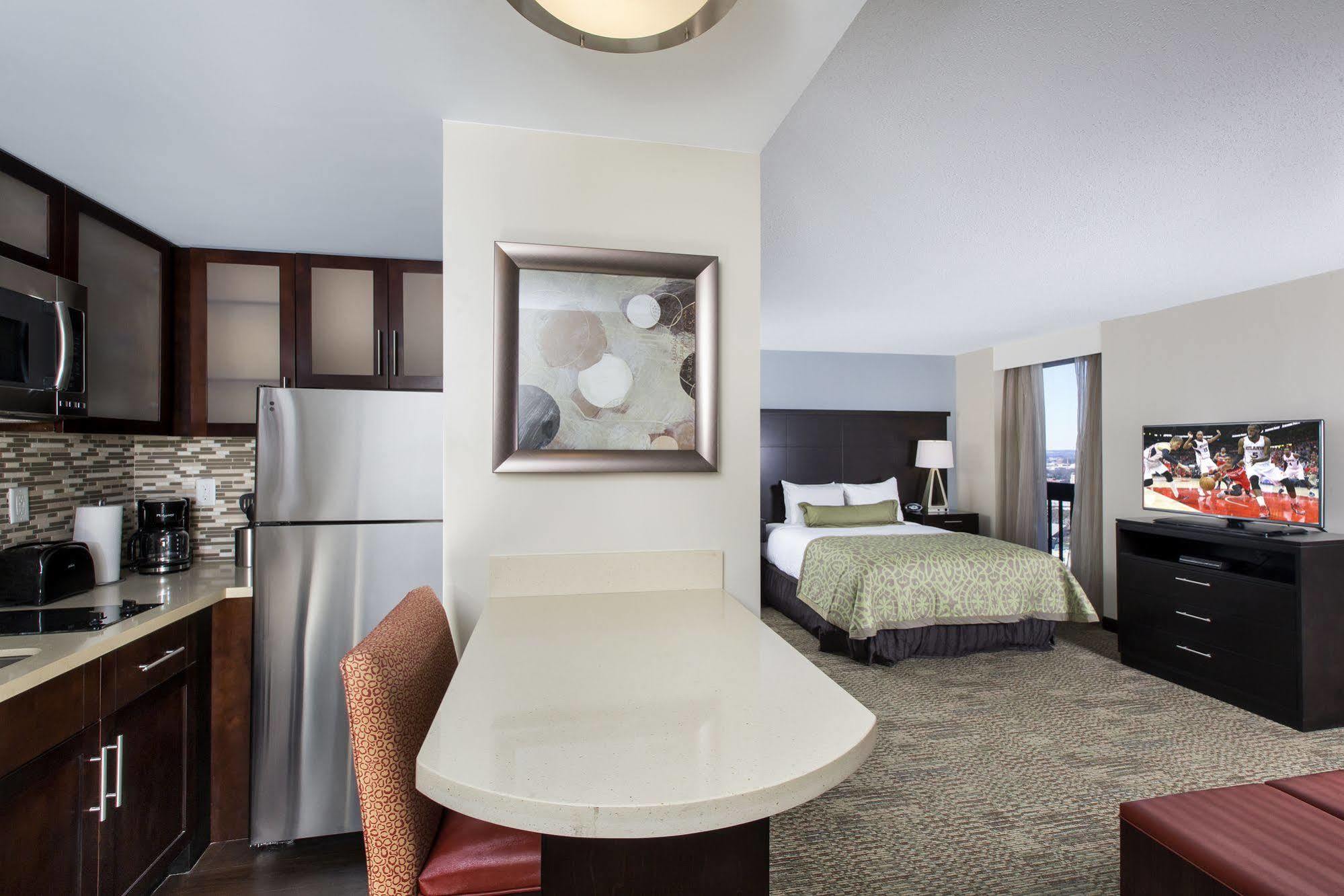 Staybridge Suites Atlanta - Midtown By Ihg Esterno foto